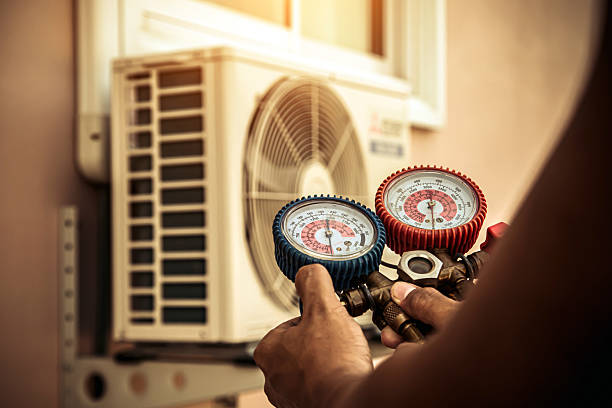 Professional Hvac technician working in Fischer, TX